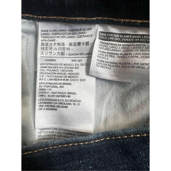 Levi’s Denim Cuffed Hem short size 30 - Picture 7 of 8